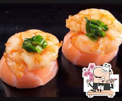 No Kazuki Sushi Bar, você pode tentar sushi