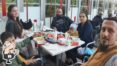 Dai un'occhiata agli interni di Autogrill
