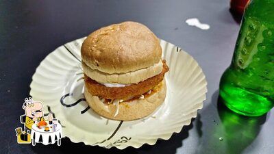 Meals at THE FOOD CLUB