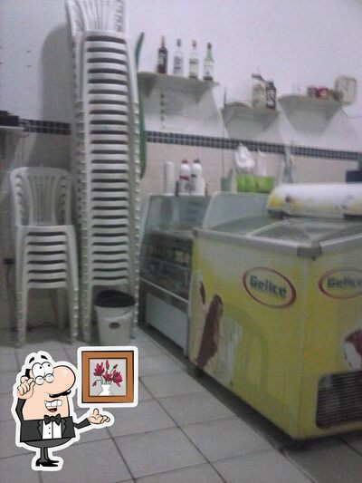 Veja imagens do interior do Chopp Lanches