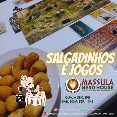 Comida em Massula Nerd House