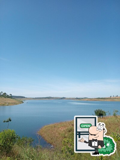 O exterior do RECANTO STATUS DO PESCADOR