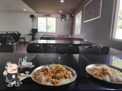 The interior of സ്നേഹജാലകം ജനകീയ ഭക്ഷണശാല