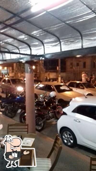 Veja imagens do exterior do Balão Lanches