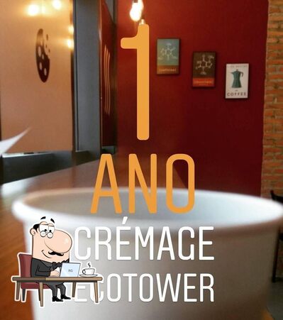 O interior do Café Crémage - Edifício Ecotower