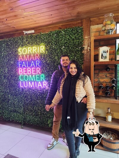 Você pode desfrutar de uma bebida do menu