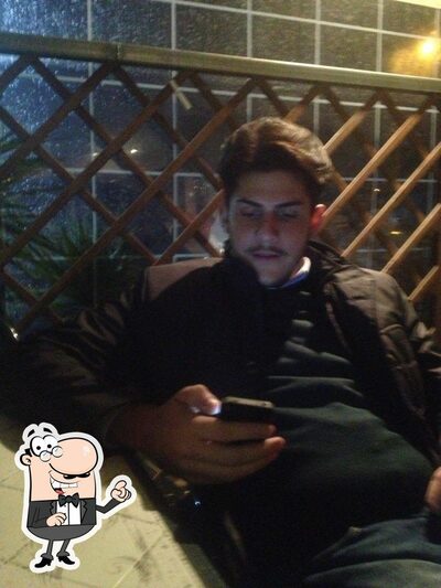 Dai un'occhiata agli interni di Coffee Shop