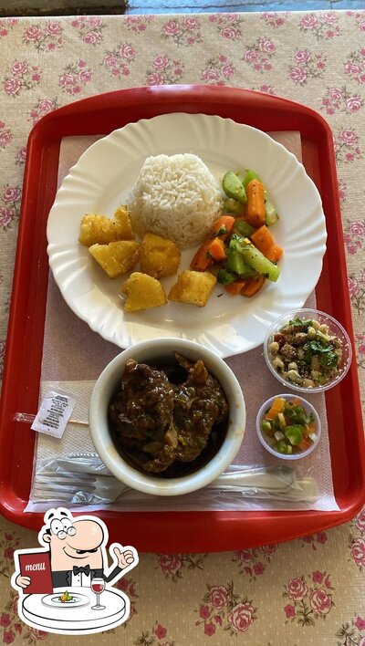 Comida em Restaurante Monjolo