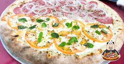 No Divina Pizza, você pode conseguir pizza
