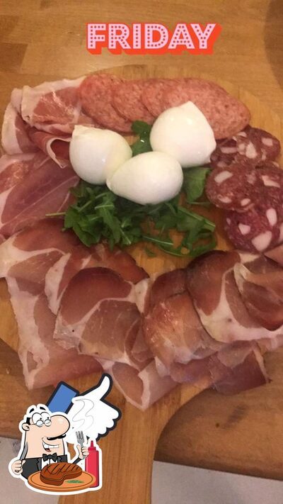Pasti a base di carne vengono proposti alla pizzeria Gli Sfrontati