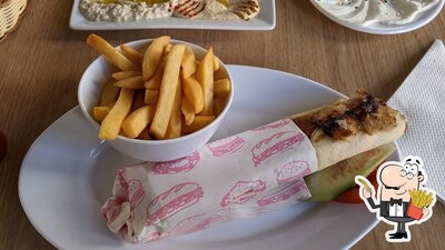 A Bacha Al Cham vous pouvez commander des frites, des pommes frites