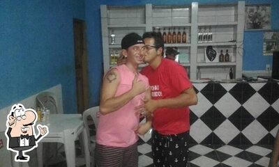 Veja imagens do interior do bar do Matheus