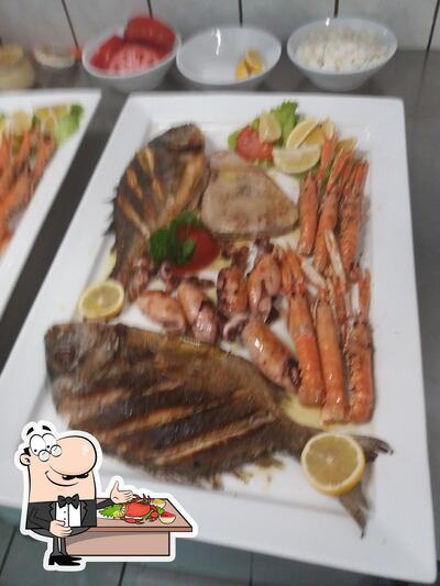 Ordina la cucina di mare al ristorante Zminjak