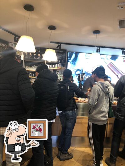 Gli interni di Gran Caffe Baffo