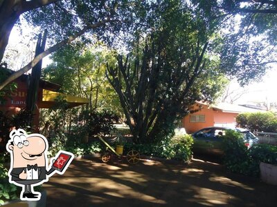 Veja imagens do exterior do Parada Do Suco