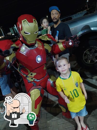 a parte exterior é uma característica importante do Pizza dos Heróis