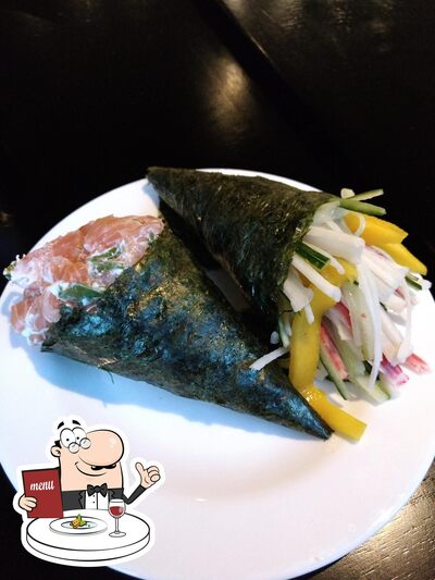 Platos en Sugoi Sushi