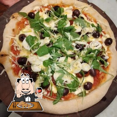 No Samsara Lounge Bar, você pode pedir pizza