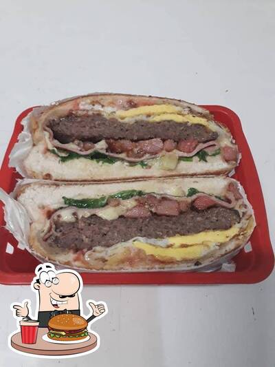 Pizzaria Reis serve uma seleção de opções para os amantes dos hambúrgueres