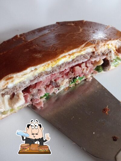 Peça um sanduíche para o almoço ou jantar