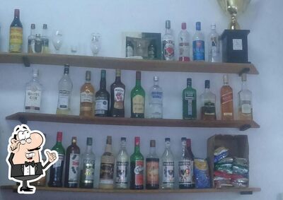 Veja imagens do interior do Bells Bar