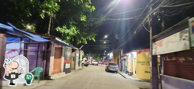 Veja imagens do exterior do Açai Ary