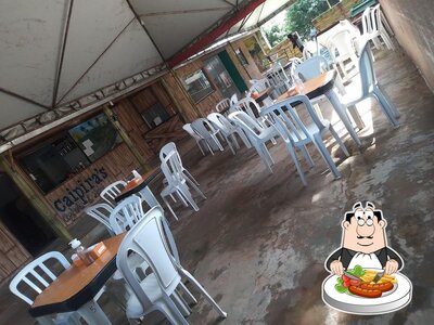 Comida em Caipira's Bar