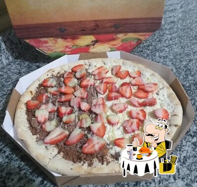Comida em Pizzaria Maréli