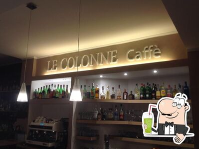 Vai a provare i tanti drink disponibili dal pub & bar Le Colonne Caffè