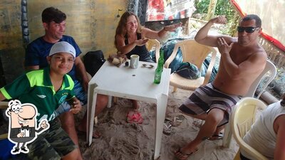 Veja imagens do interior do Quiosque Fim de tarde