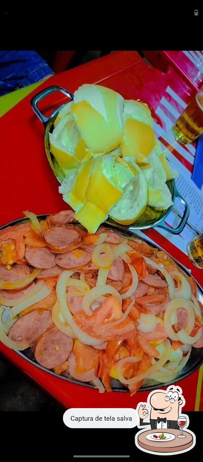 Platos en Bar Do Bodyn
