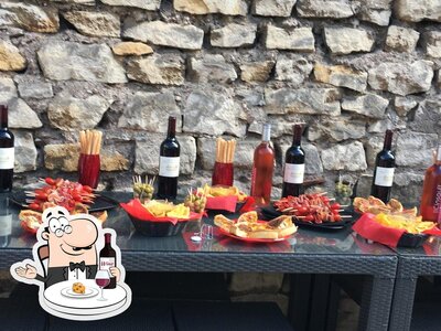 Le vin est l'une des boissons préférées des adultes
