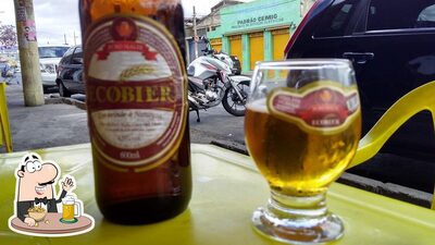 Bar Dá Claudia serve uma opção de cervejas