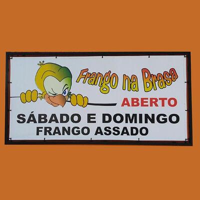 O Frango na Brasa tem seu próprio logotipo