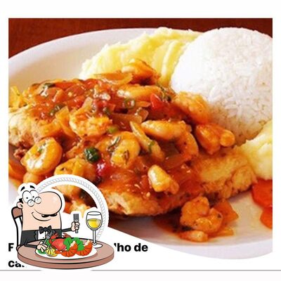 Os clientes do Santos Café podem conseguir diversos refeições de frutos do mar