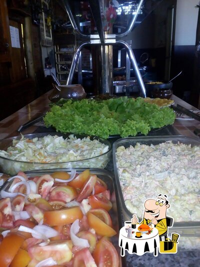 Comida em Restaurante Rancho HB