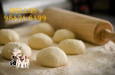 Comida em Pizzas Semi Prontas e Massas