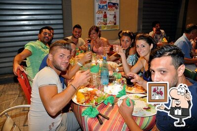 Siediti a un tavolo di Ristorante Messicano Riposto
