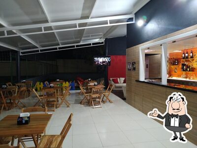 Veja imagens do interior do Champions Bar & Petiscaria