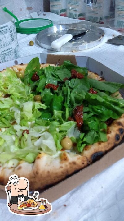 No Ladelivery pizzaria, você pode pedir pizza