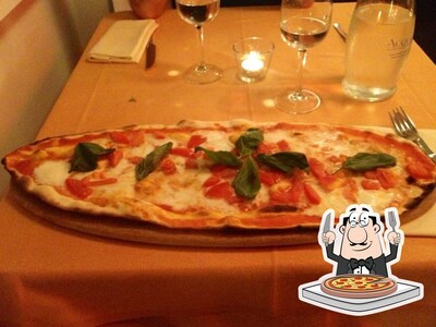 Scegli una pizza alla steakhouse Primopiano