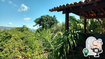 Desfrute da vista da área externa do Churrascaria Barbosa e Silva