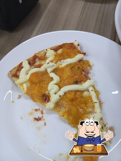 Platos en Don Callifa Esfiharia