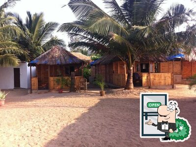 Check out how Rama Resort looks outside