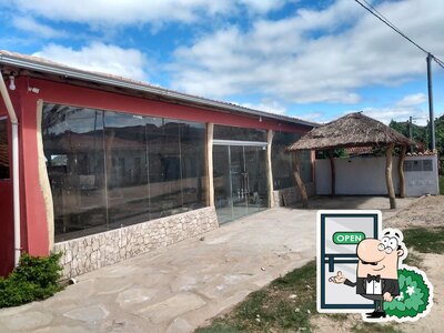 Você pode espairecer no na área externa do Padaria 2 Irmãos