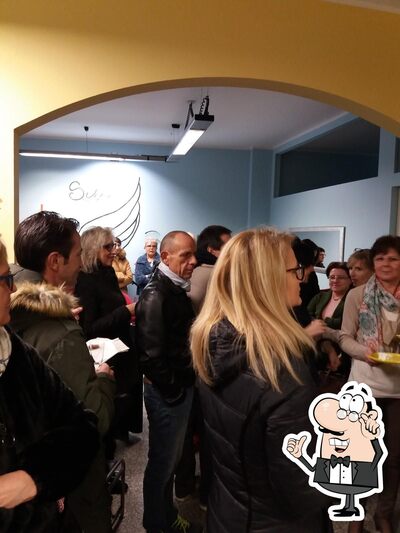Dai un'occhiata agli interni di Bar Caffe' Fiori