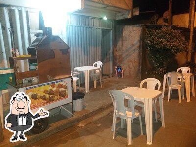 O interior do Point do churrasquinho