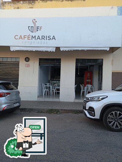 a área exterior é uma característica importante do Café Marisa