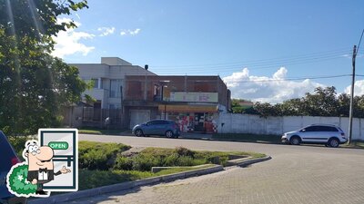 Você pode espairecer no na área externa do Padaria e Confeitaria L & R