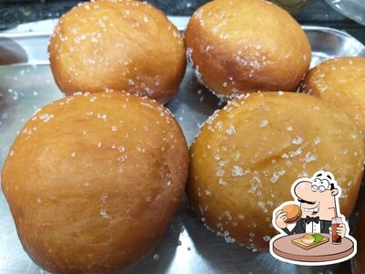 Ganapathy Bakery serves a variety of options for burger lovers